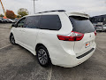 2020 Toyota Sienna XLE