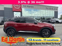 2025 Nissan Kicks SR