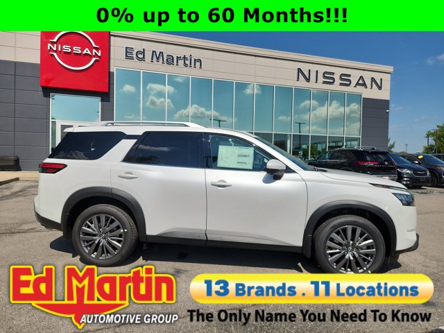 2025 Nissan Pathfinder SL