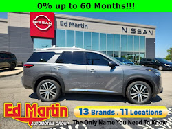 2025 Nissan Pathfinder Platinum
