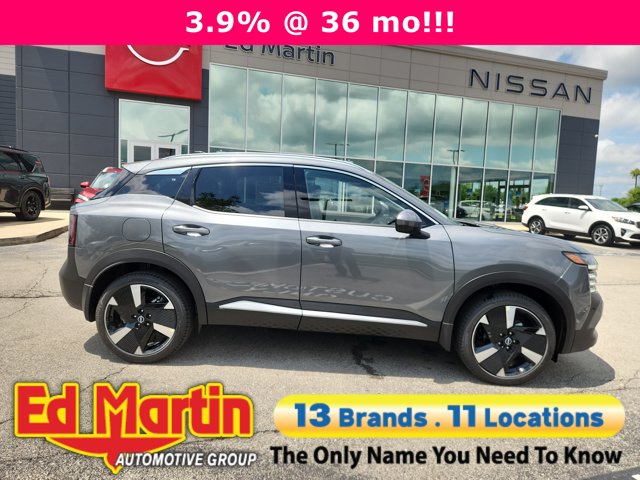 2025 Nissan Kicks SR
