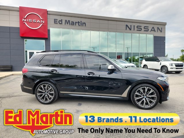 2022 BMW X7 M50i