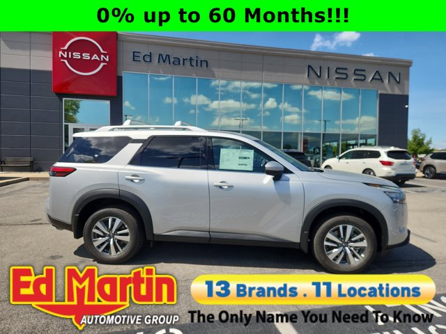 2025 Nissan Pathfinder SL