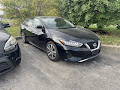 2023 Nissan Maxima SV
