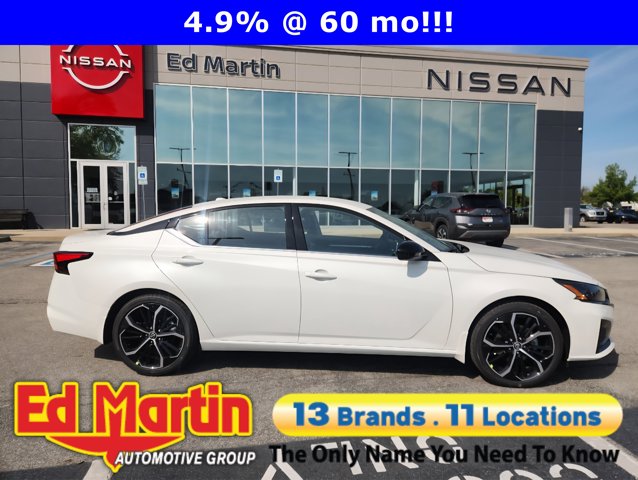 2025 Nissan Altima SR