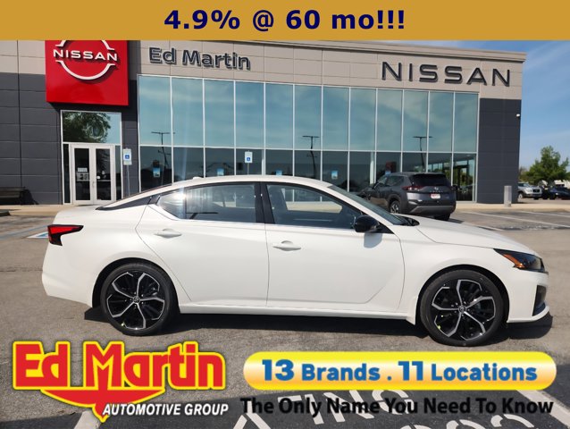 2025 Nissan Altima SR