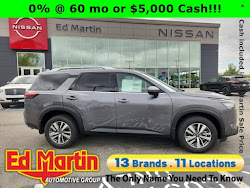 2025 Nissan Pathfinder SL