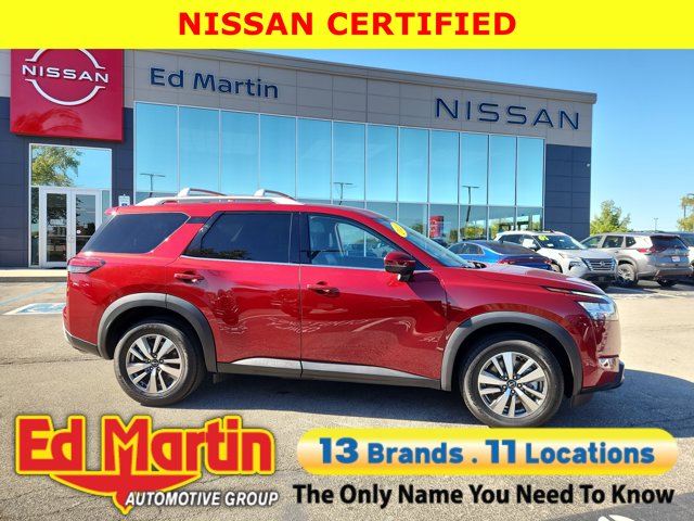 2023 Nissan Pathfinder SL