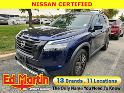 2023 Nissan Pathfinder SL