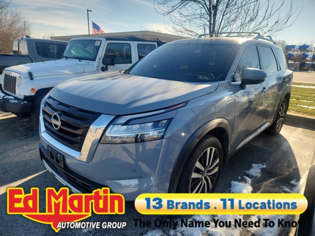 2023 Nissan Pathfinder Platinum