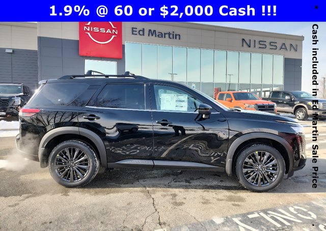 2026 Nissan Pathfinder SL
