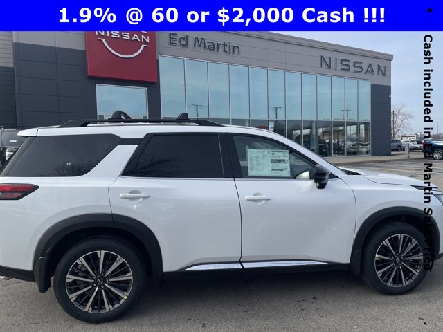 2026 Nissan Pathfinder Platinum